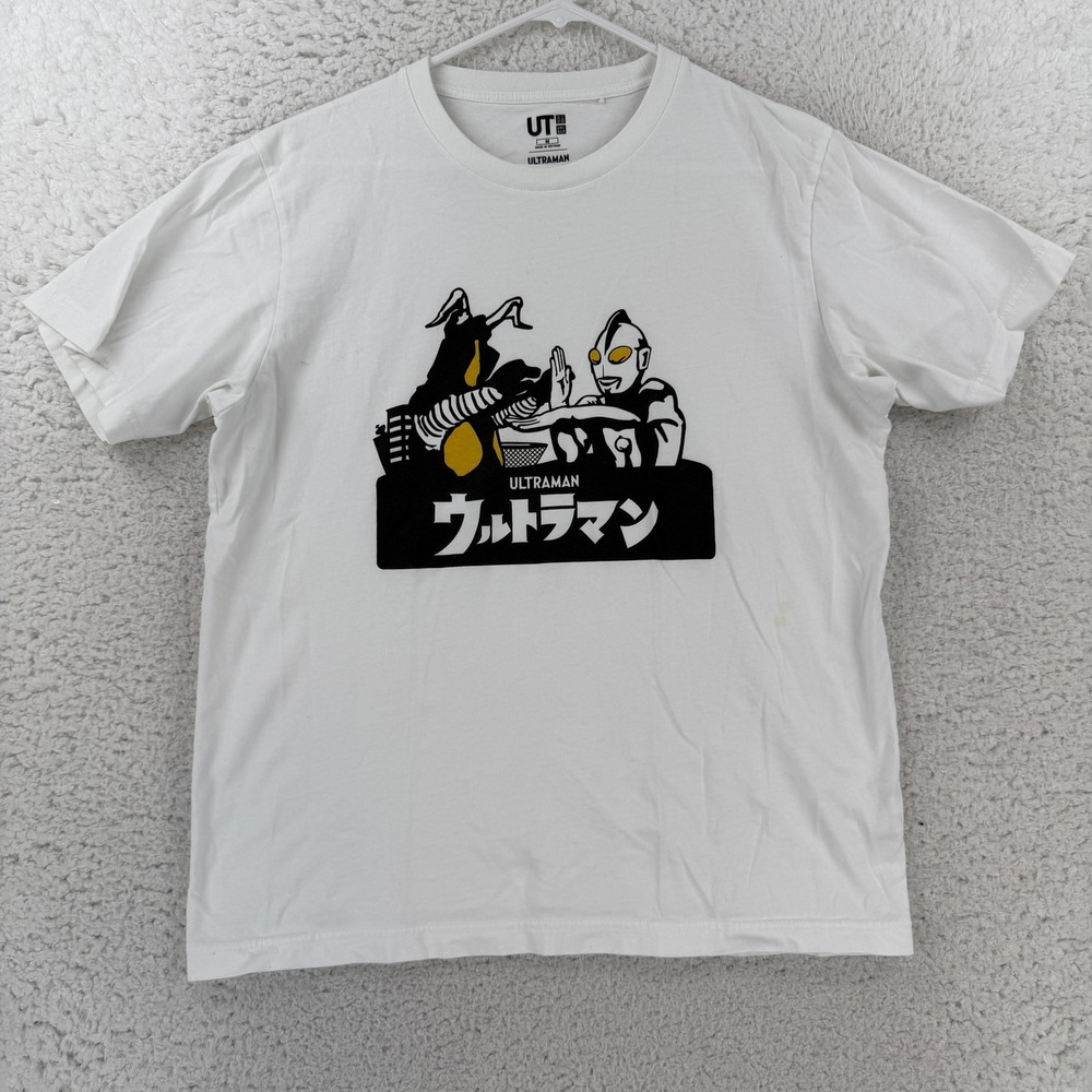 Uniqlo UT Shirt Mens Medium White Ultraman Kaiju Ramen Graphic Tee Anime 428157